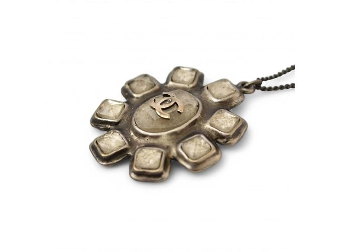 Collana in metallo gunmetal Chanel con pendente Coco Mark CC Metallico - vista 6