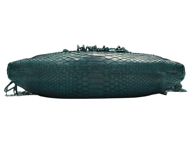 Autre Marque Wings Schultertasche aus grünem Pythonleder mit Fransen und Kette - Ansicht 6