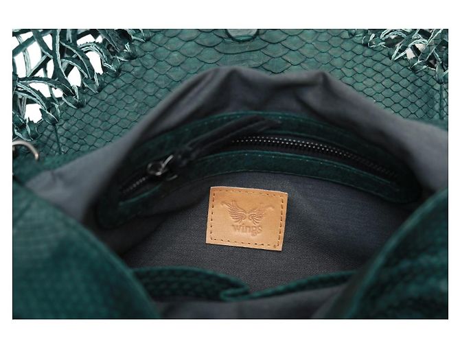 Autre Marque Wings Schultertasche aus grünem Pythonleder mit Fransen und Kette - Ansicht 7
