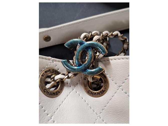 Borsa a spalla Chanel CC Paris-Roma in pelle bianca Bianco Crudo - vista 13