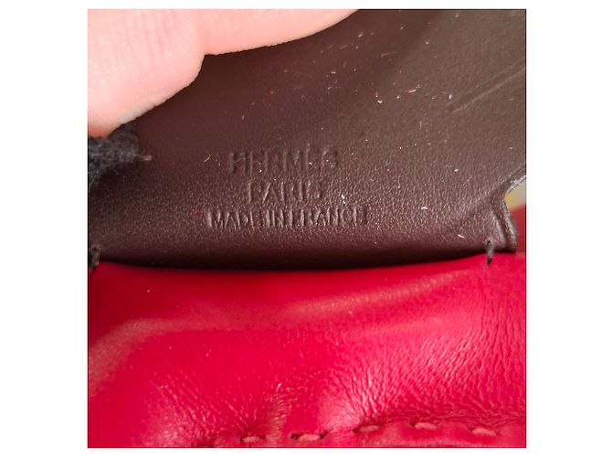 Charm Rodeo MM Hermès en cuir rose - vue 3