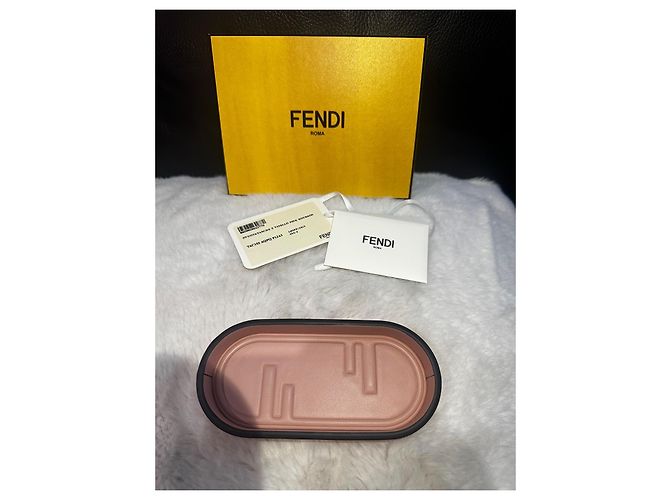 Fendi Tray Pink Lambskin - view 2