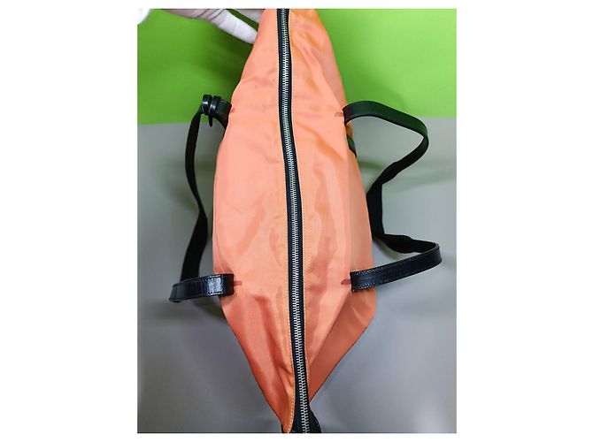 Borsa Prada arancione in nylon e pelle - vista 11