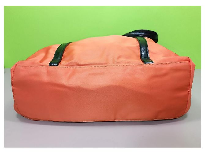 Borsa Prada arancione in nylon e pelle - vista 9
