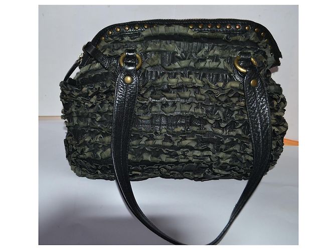 Moschino Cheap And Chic Handtasche aus schwarzem Leder - Ansicht 2