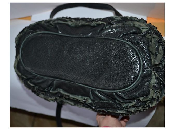 Moschino Cheap And Chic Handtasche aus schwarzem Leder - Ansicht 6