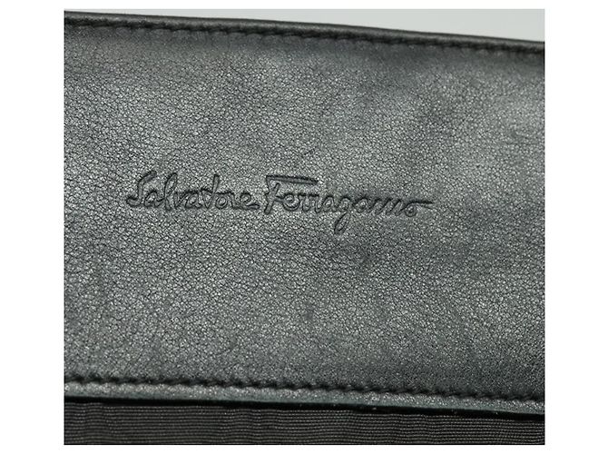Borsa a spalla Salvatore Ferragamo in nylon nero Auth bs23806 - vista 15