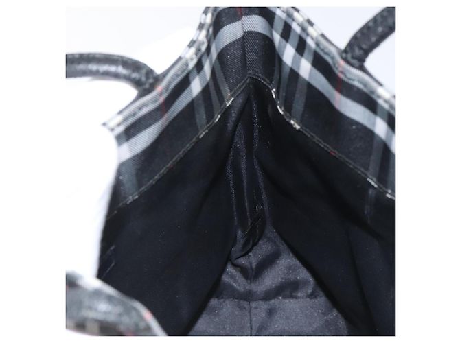 Bolso de mano de nylon negro con estampado Nova Check de BURBERRY Auth hk2393 - vista 17