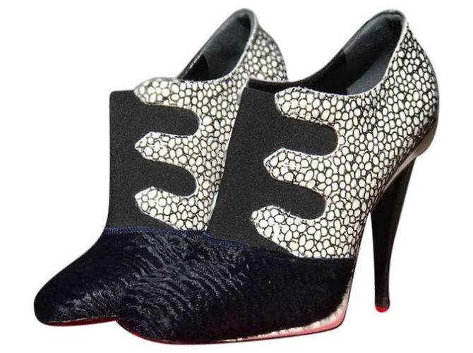 FENDI Stiefeletten T.EU 38 Leder Schwarz - Ansicht 8