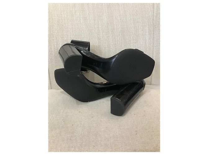 Sandali SAINT LAURENT T.EU 38.5 Pelle Nero - vista 7