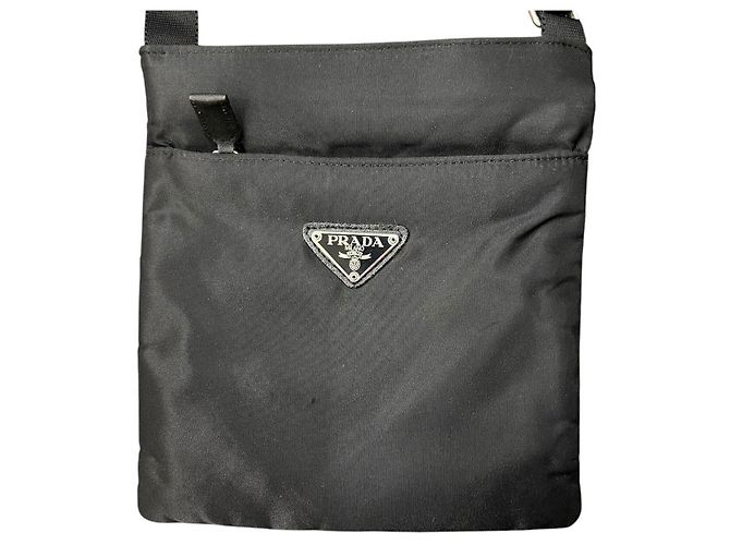Borsa a tracolla piccola in nylon tessuto nero con logo Prada - vista 4