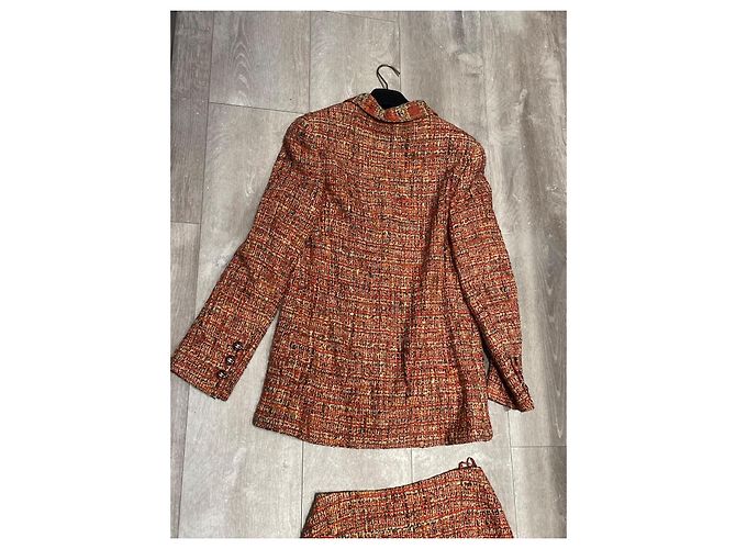 Chanel Terno e saia Multicor - vista 3