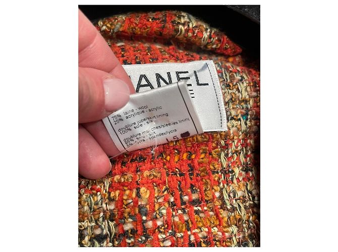 Chanel Terno e saia Multicor - vista 8