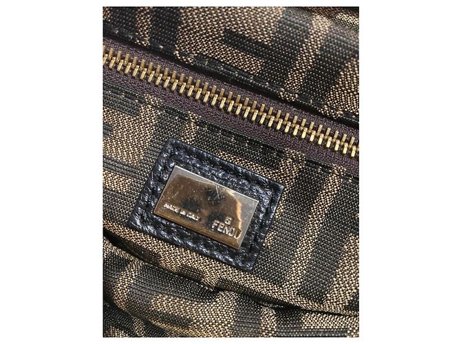Peekaboo Borsa a mano Fendi in pelle nera Nero - vista 3