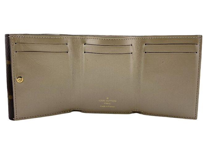 Louis Vuitton Brown Leather Tri-fold Wallet - vista 10