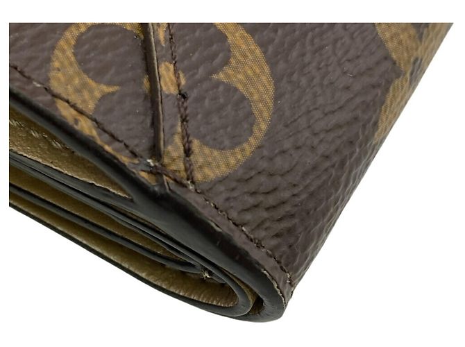 Louis Vuitton Brown Leather Tri-fold Wallet - vista 5