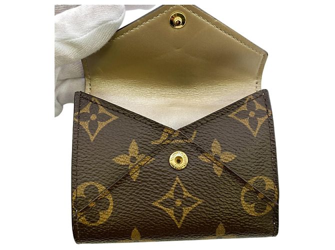 Louis Vuitton Brown Leather Tri-fold Wallet - vista 8