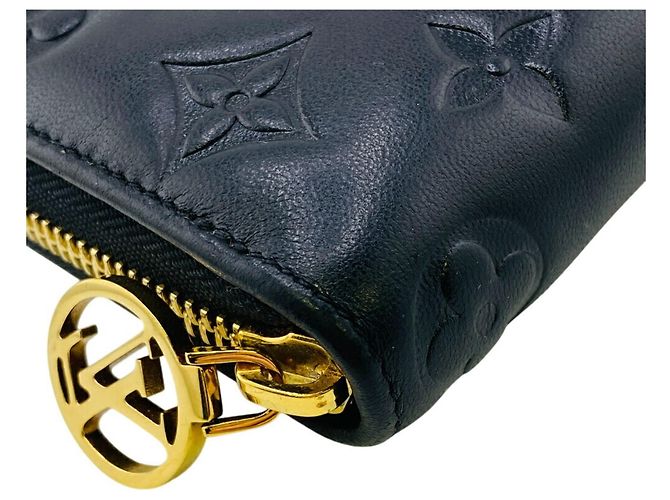 Louis Vuitton Long Black Wallet - view 5