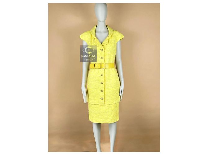 Chanel Vestido de tweed amarillo con botones Gripoix 11K$ CC talla 40 FR - vista 5