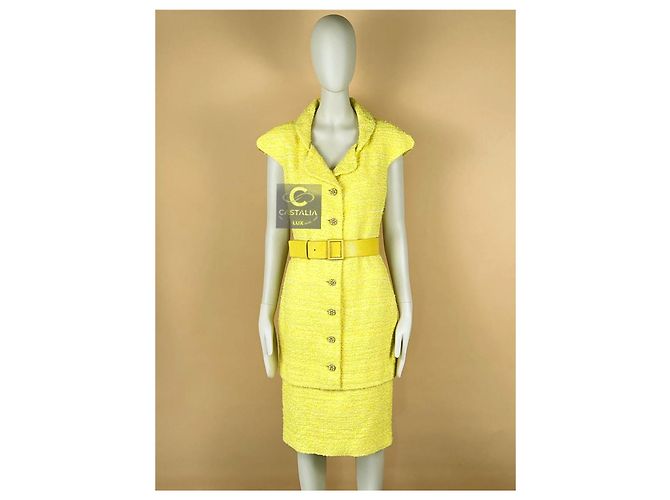 Chanel Vestido de tweed amarillo con botones Gripoix 11K$ CC talla 40 FR - vista 9