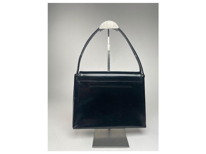 Vintage Givenchy 4G Handtasche aus Lackleder schwarz - Ansicht 2