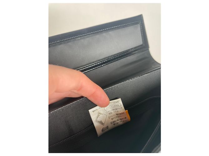 Vintage Givenchy 4G Handtasche aus Lackleder schwarz - Ansicht 4