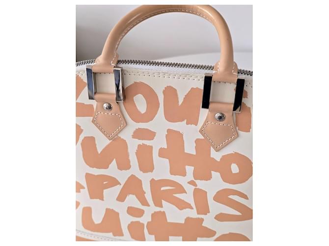 Louis Vuitton Alma Graffiti Beige - vista 14