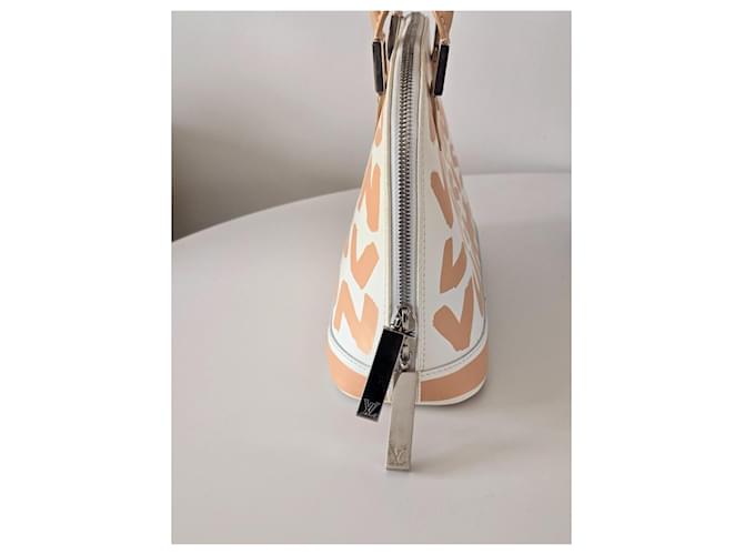 Louis Vuitton Alma Graffiti Beige - vista 5