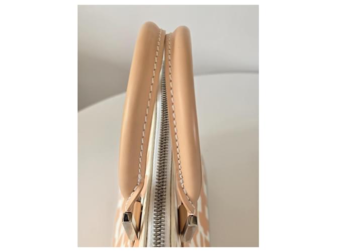 Louis Vuitton Alma Graffiti Beige - vista 6