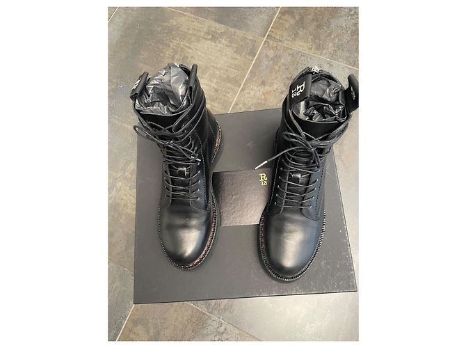 Stivaletti R13 in pelle nera con suola Vibram Nero - vista 6