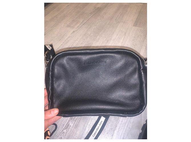 Calvin Klein Jeans camera bag leather look Black - view 2