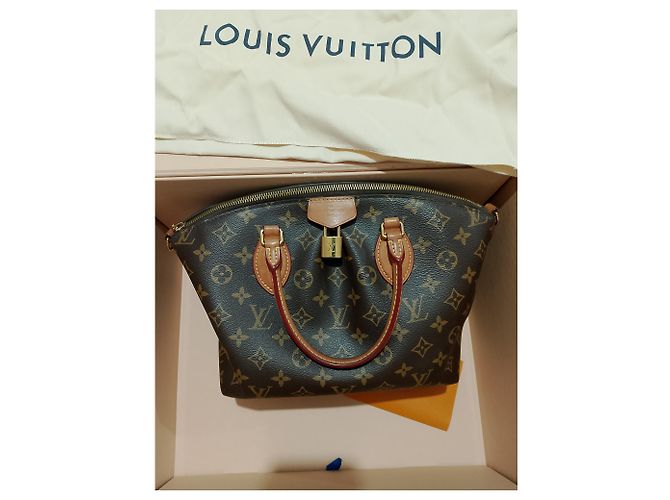 Borsa Louis Vuitton Boetie PM Monogramma Marrone - vista 2