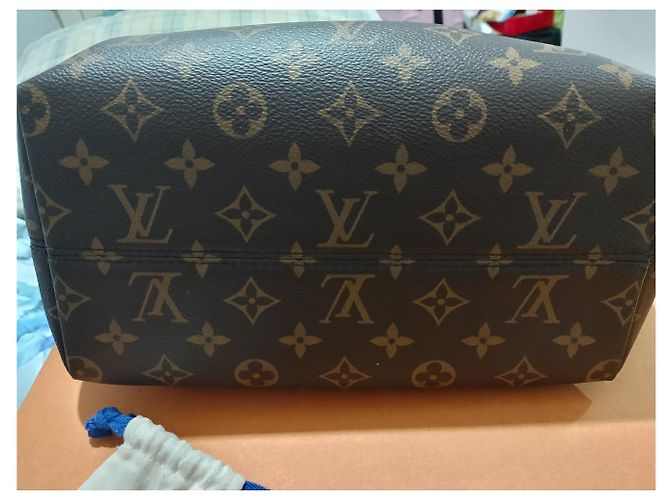 Borsa Louis Vuitton Boetie PM Monogramma Marrone - vista 4