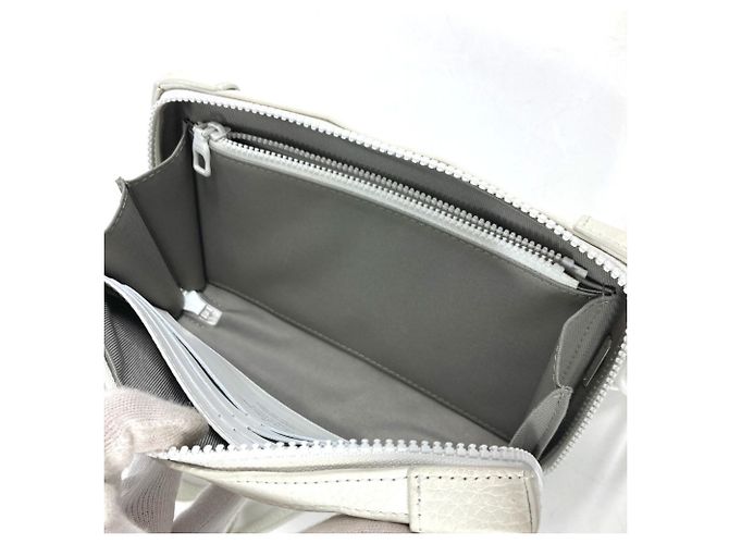 Borsa Trunk Morbida Monogramma LV Friends di Louis Vuitton Bianco - vista 16