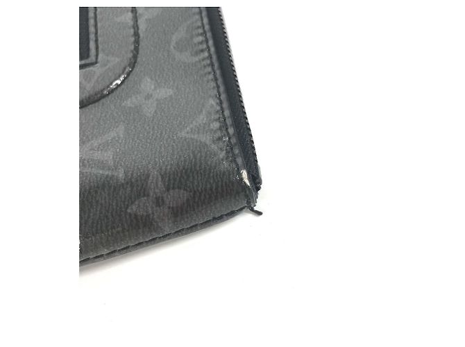 Borsa Pochette Cosmos in Glaze Monogram Eclipse di Louis Vuitton Nero - vista 13