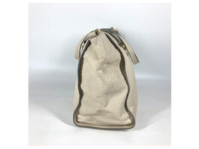 Louis Vuitton Monogram Empreinte Lumineuse PM Tote Bag White - view 3