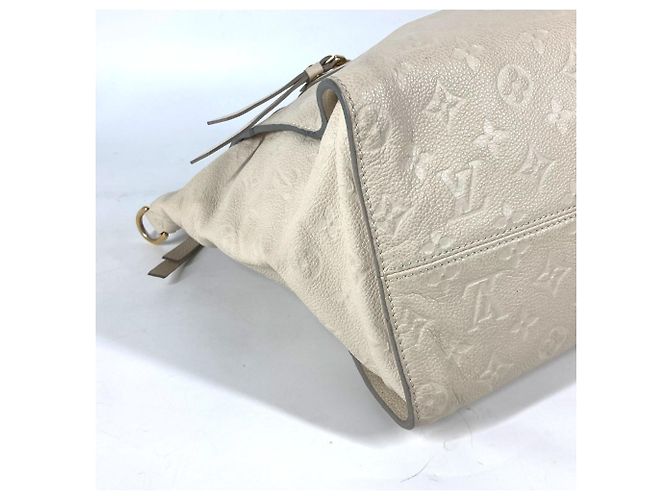 Louis Vuitton Monogram Empreinte Lumineuse PM Tote Bag White - view 7