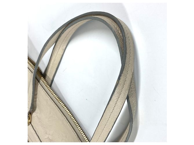 Louis Vuitton Monogram Empreinte Lumineuse PM Tote Bag White - view 8