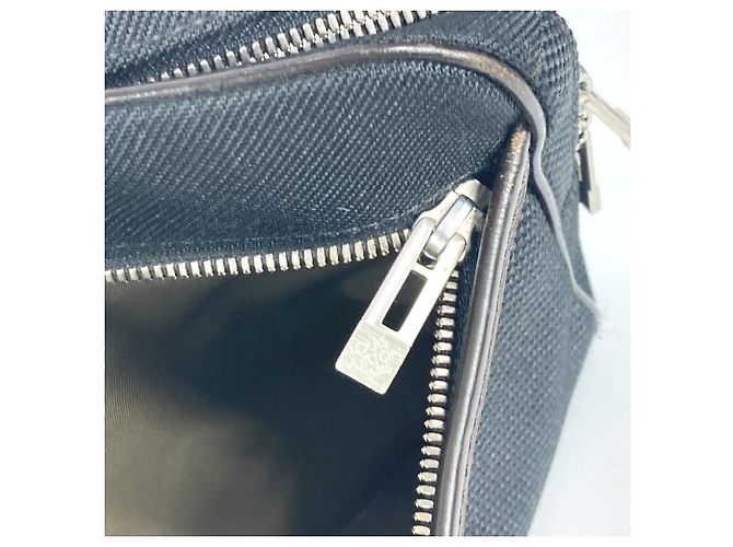 Borsa a cintura Acrobat Damier Geant Louis Vuitton Nero - vista 11