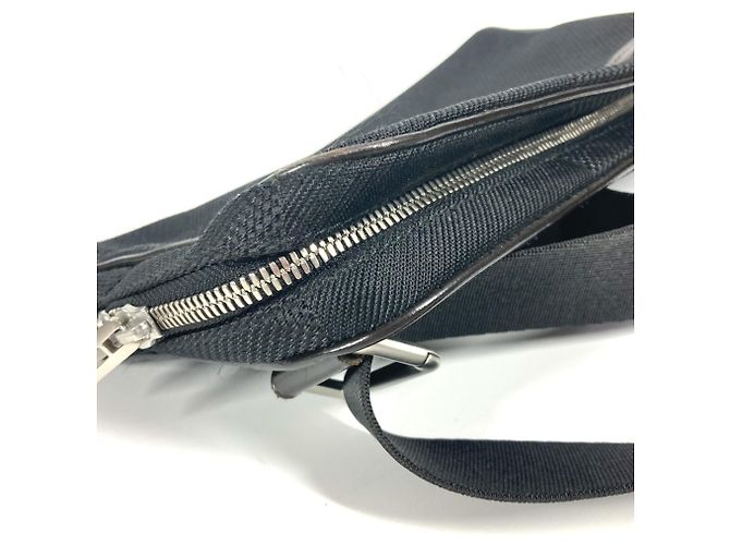 Borsa a cintura Acrobat Damier Geant Louis Vuitton Nero - vista 9