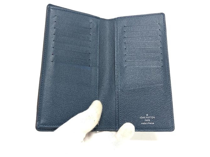Cartera Larga Brazza en Stripe Taiga Louis Vuitton Azul Burdeos - vista 8