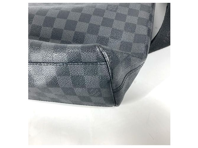 Borsa a Spalla Louis Vuitton Damier Graphite Mick GM Nero - vista 6