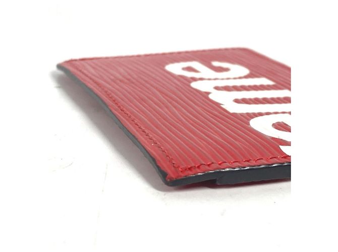 Louis Vuitton Epi Leather Card Case White Red - view 9