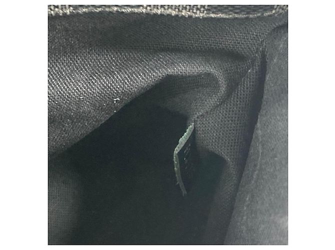 Borsa a tracolla District PM Damier Graphite di Louis Vuitton Nero - vista 16
