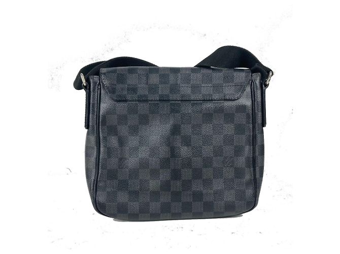 Borsa a tracolla District PM Damier Graphite di Louis Vuitton Nero - vista 2