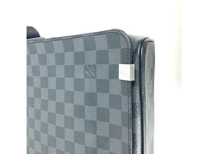 Borsa a tracolla Louis Vuitton Damier Graphite District PM NM Nero - vista 9