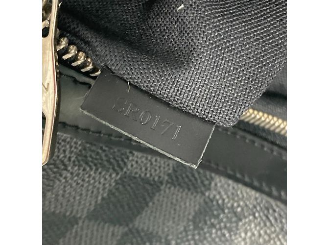 Borsa a tracolla Mick MM Damier Graphite di Louis Vuitton Nero - vista 15