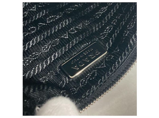 Pochette per trucco in nylon nero Prada 2M1214 - vista 12