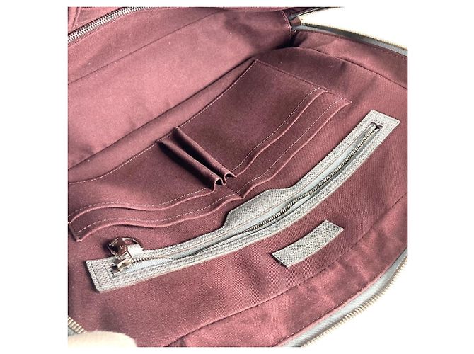 Borsa Louis Vuitton Taiga Neo Igor Marrone - vista 13