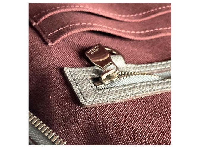 Borsa Louis Vuitton Taiga Neo Igor Marrone - vista 15